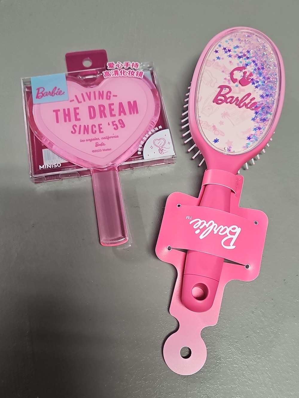 Barbie Collectors Set Living The Dream 65th Anniversary Handheld Mirror & Brush